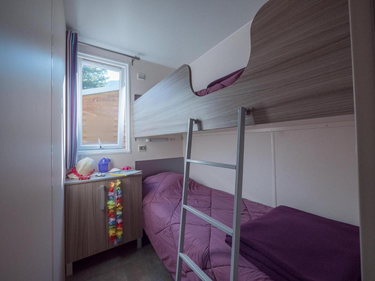 Camping Les Grillons Hotel Embrun Exterior photo