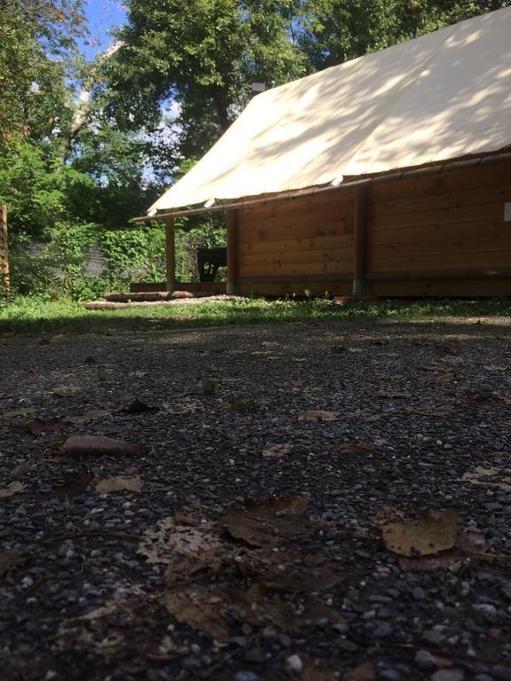 Camping Les Grillons Hotel Embrun Exterior photo