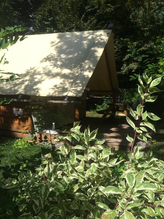 Camping Les Grillons Hotel Embrun Exterior photo